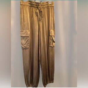 Rachel Zoe relaxed satin cargo joggers. Size M. Bronze / olive / gold color.